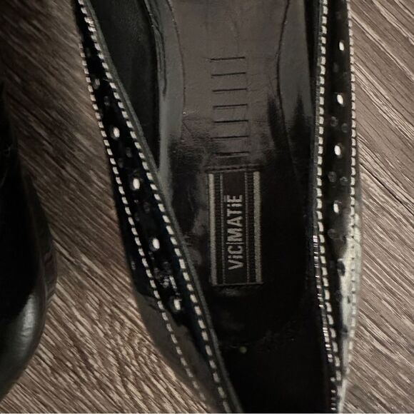 Vic Marie Patent Leather Flats - Picture 5 of 7